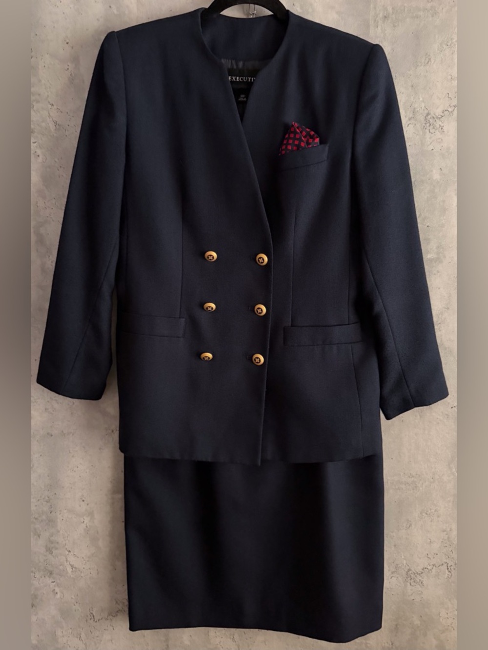 VTG Executive Collection Double Breasted Navy Blue Goldtone ButtonFront Sz8P